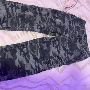 Camo Cargo jeans